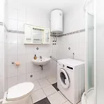 3 Bedroom In Okrug Gornji * 特罗吉尔