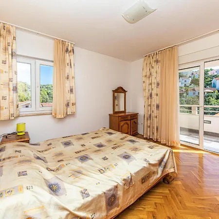 公寓 3 Bedroom In Okrug Gornji *